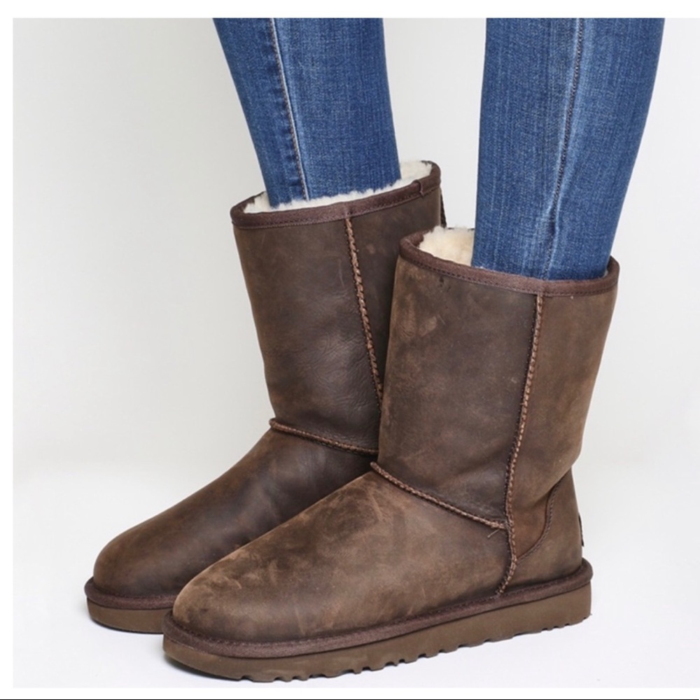 UGG leather boots, waterproof, brown, size 7